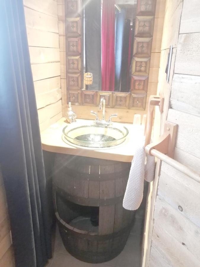 L'Oasis Du Pirate Bed and Breakfast Lévis Εξωτερικό φωτογραφία